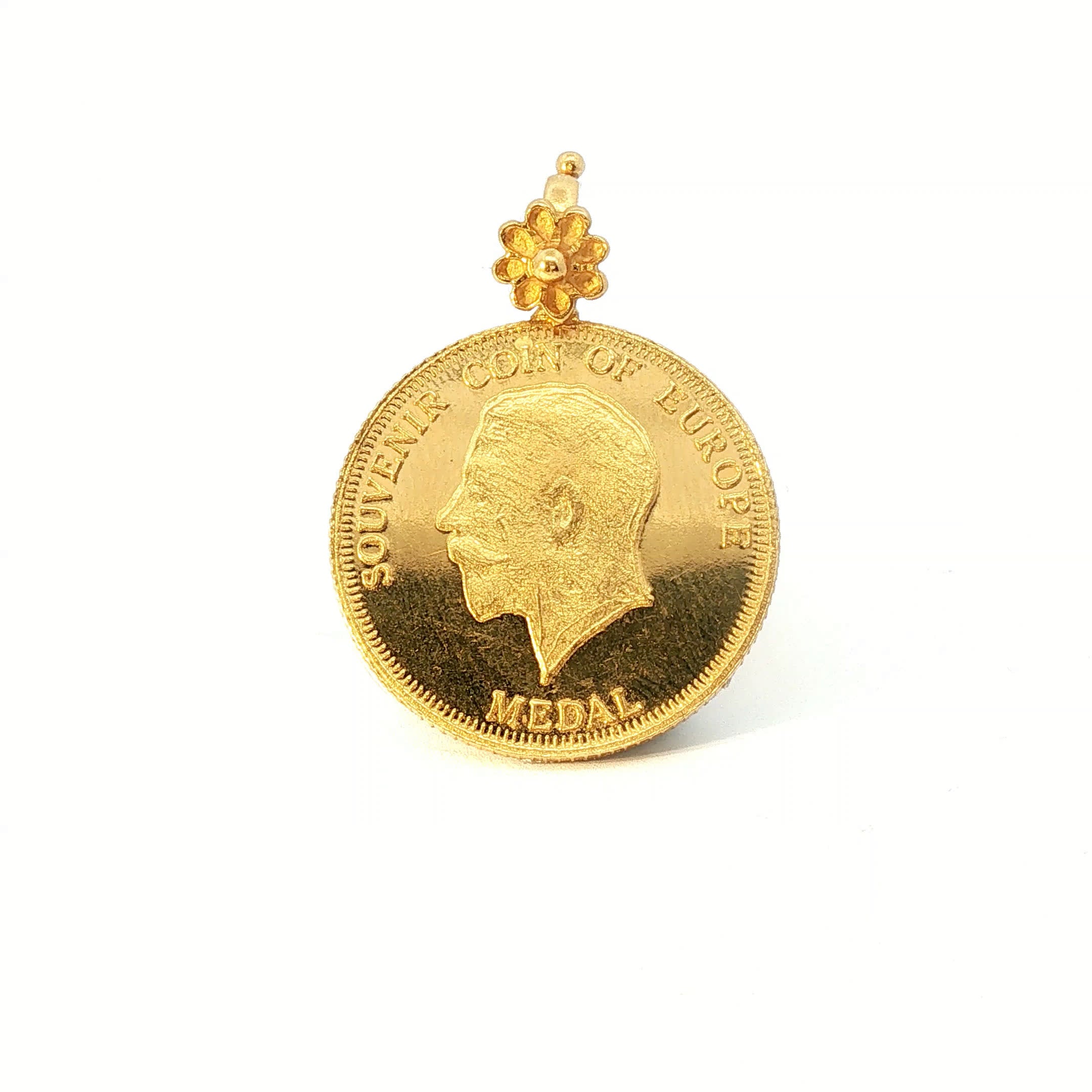 Yellow Gold Souvenir Coin of Europe Medal Pendant with Floral Bail