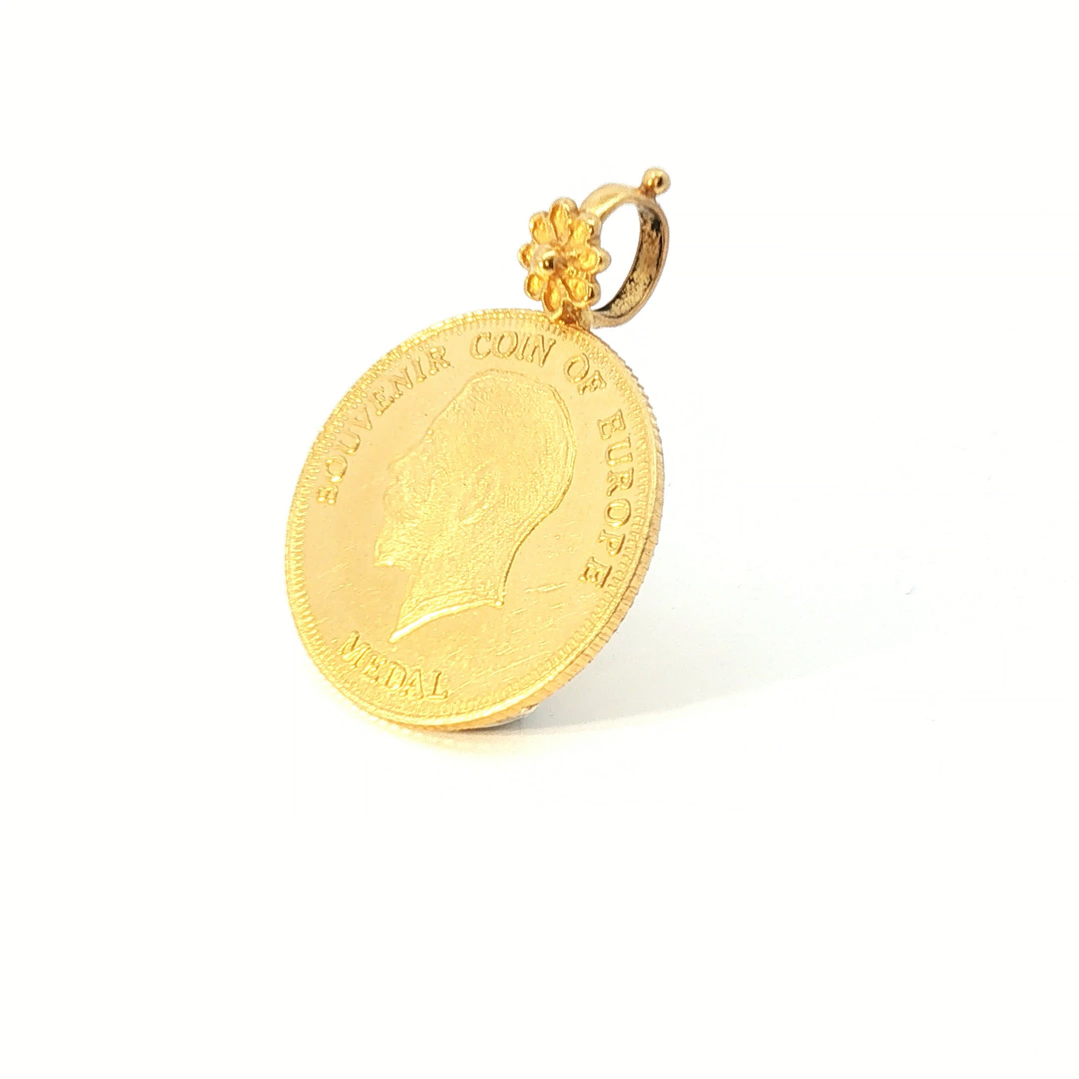 Yellow Gold Souvenir Coin of Europe Medal Pendant with Floral Bail